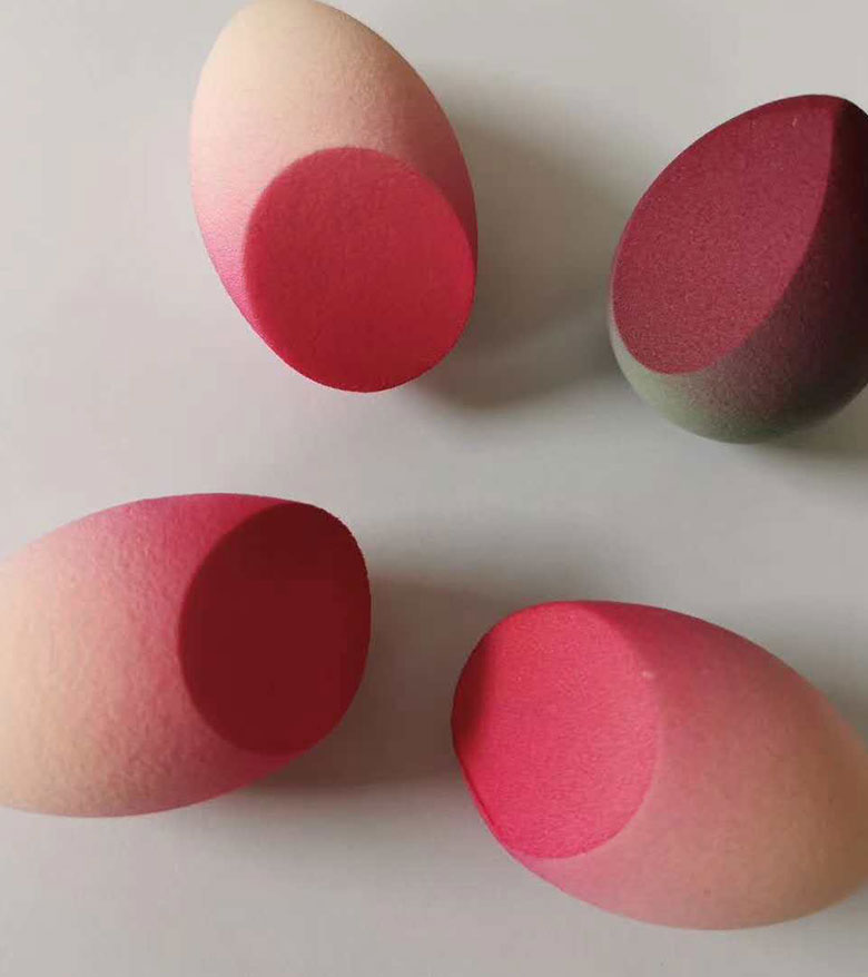 Gradient Color Make Up Sponge